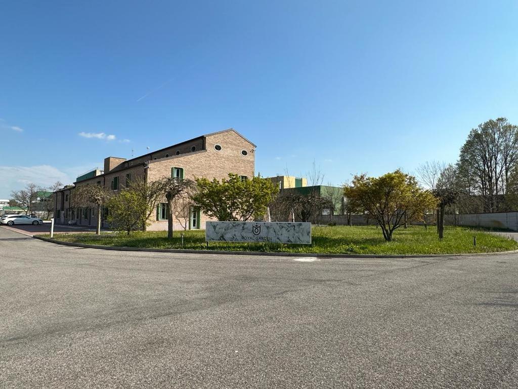 Affittacamere Royal Garden Luxury
